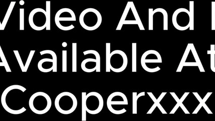 Четырехглазая блондинка сосет незнакомцу в машине за то, что согласился подвести